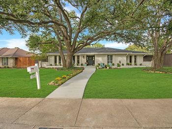 7449  Tophill Lane 