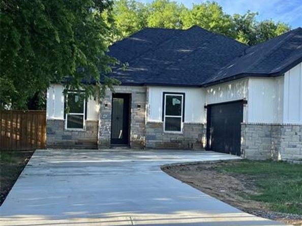 2729  Pike Drive , Lancaster Texas 75134