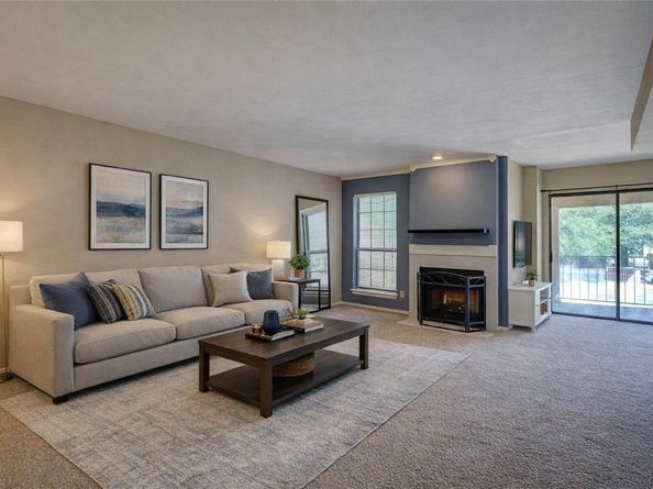 5825  Marvin Loving Drive  204, Garland Texas 75043