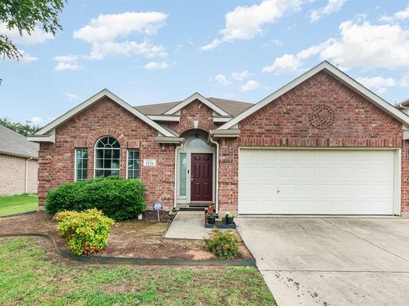 1232  Morning Dove  , Aubrey Texas 76227