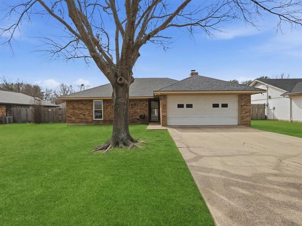 2607  Boulder Drive , Corinth Texas 76210