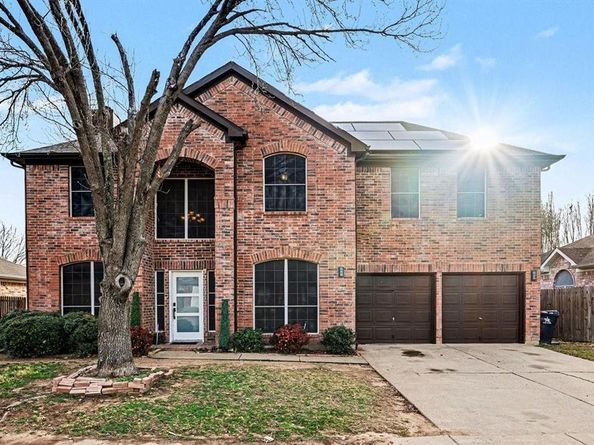 6715  Canyon Creek Drive , Arlington Texas 76001