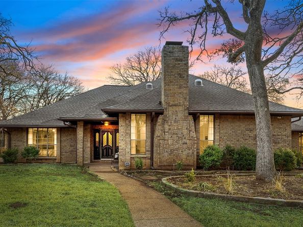 740  Newport Road , Fort Worth Texas 76120