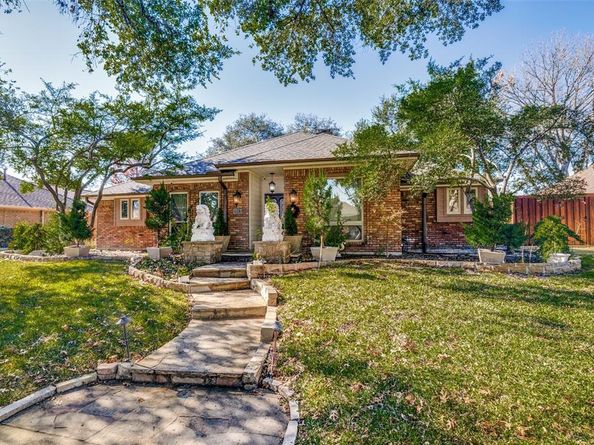 2013  Diamond Oaks Drive , Garland Texas 75044