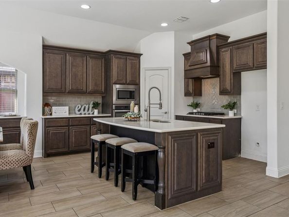 1616  Downing Drive , Aubrey Texas 76227