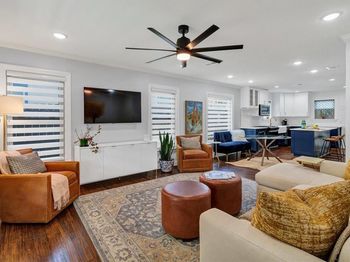 3816  Collinwood Avenue 