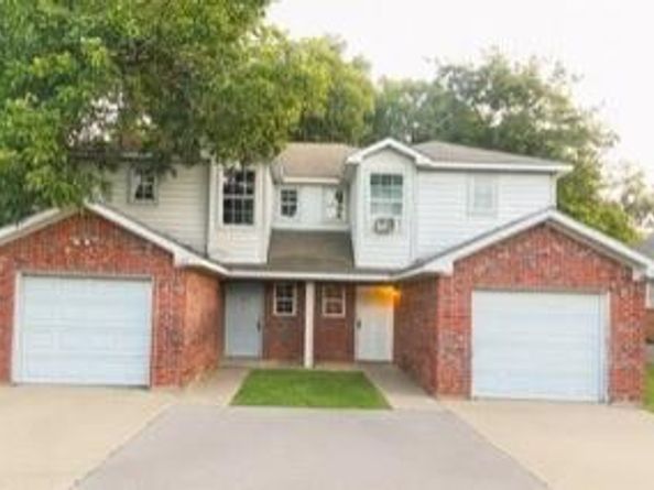 3721  Avenue K  , Fort Worth Texas 76105