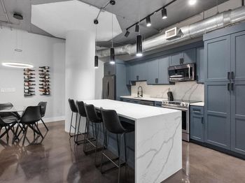 1122  Jackson Street 