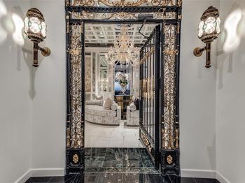 3525  Turtle Creek Boulevard 