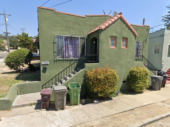 7302 Ney Avenue, Oakland CA 94605
