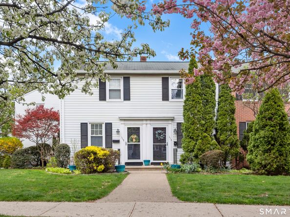 113 Sylvan Knoll Road, Stamford CT 06904