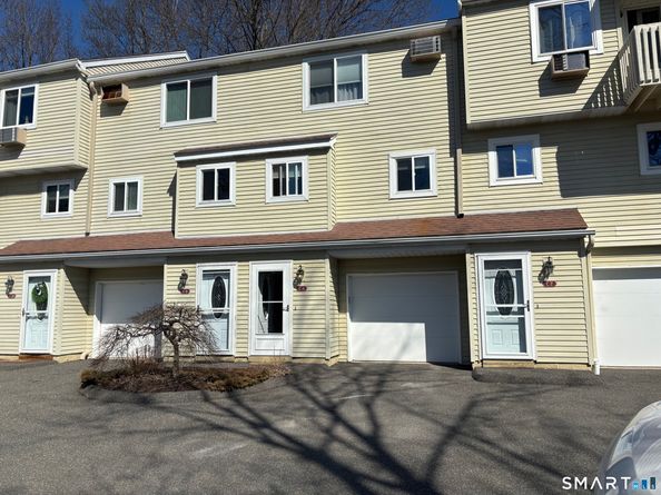 110 Coalpit Hill Road C 8, Danbury CT 06810