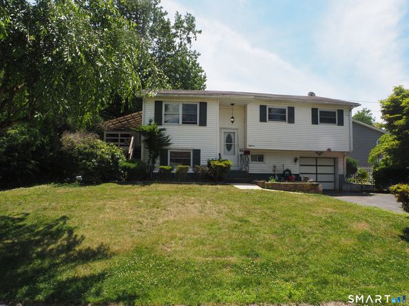 18 Country Club Road, Norwalk CT 06851