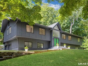 26 Hill Farm Road