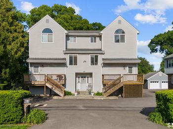 158 Seaside Avenue
