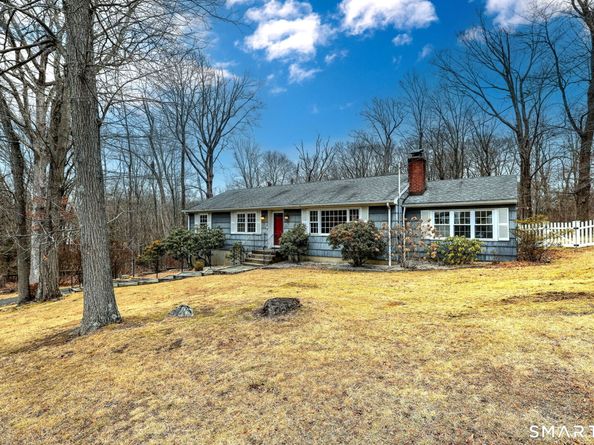 15 North Street, Shelton CT 06484