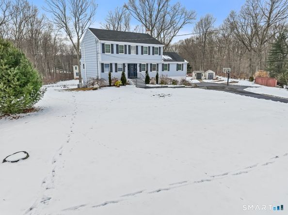 17 Moose Hill Road, Trumbull CT 06611