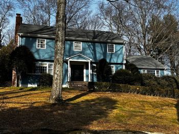 40 Pequot Trail