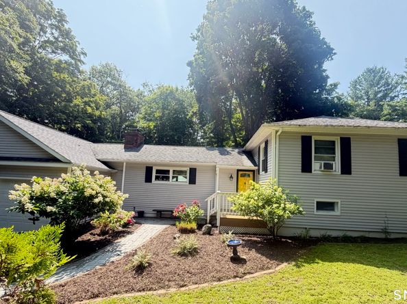 11 Hall, Danbury CT 06811