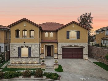 2552 Highland Oak Court