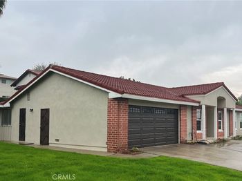 2223 Las Lomitas Drive