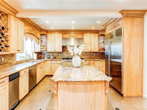 1610 N Hobart Boulevard, Los Angeles CA 90027