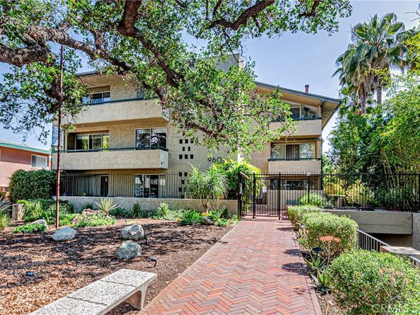 960 SAN PASQUAL Street, Pasadena CA 91106