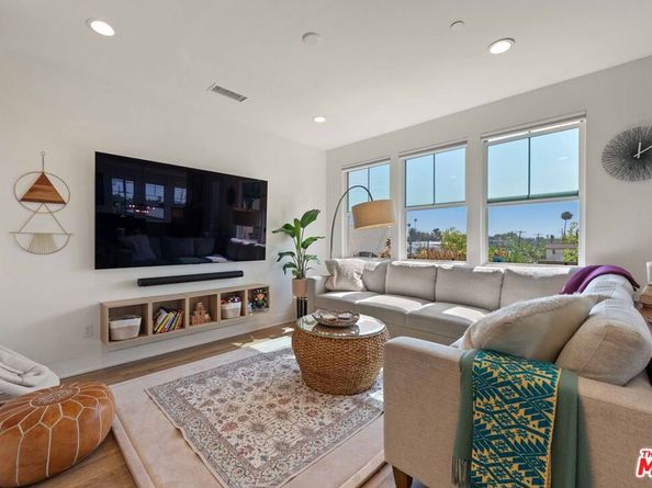 2911 W Exposition Place 1, Los Angeles CA 90018