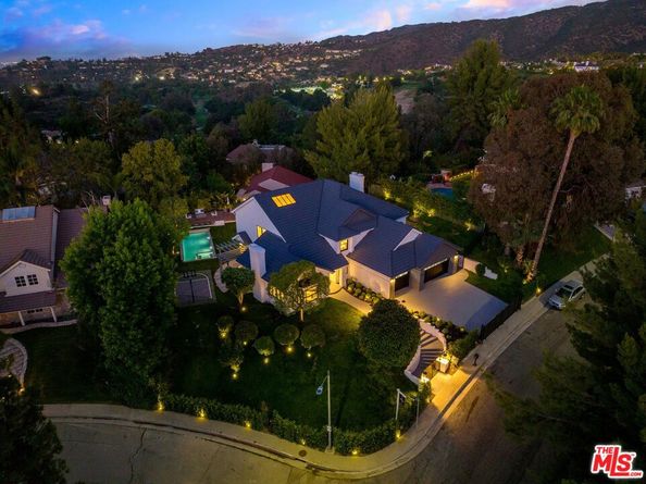 4050 Clarinda Drive, Tarzana CA 91356