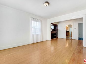 1145 W 89th Street