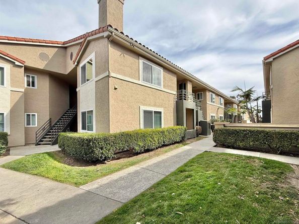 7405 Charmant Dr 2001, San Diego CA 92122