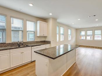 311 Mission Terrace Ave