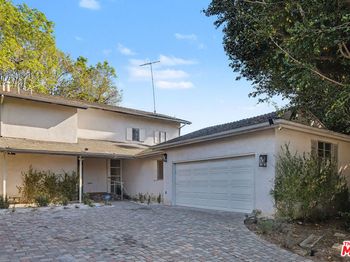 2612 S Beverly Drive