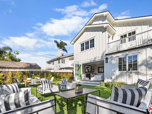 7501 Agnew Avenue, Los Angeles CA 90045