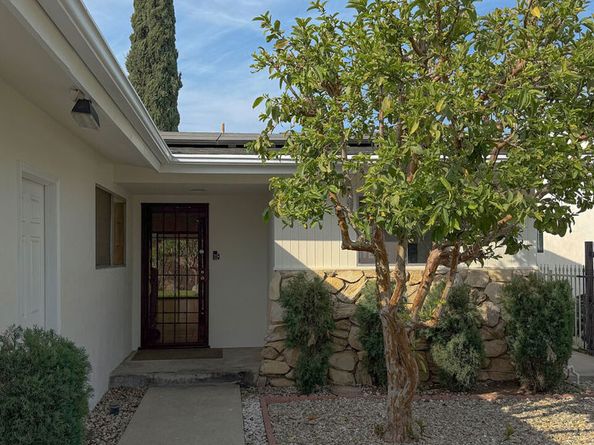 15401 Covello Street, Van Nuys CA 91406