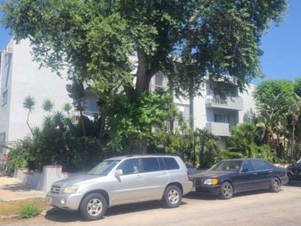 725 N Sweetzer Avenue, Los Angeles CA 90069