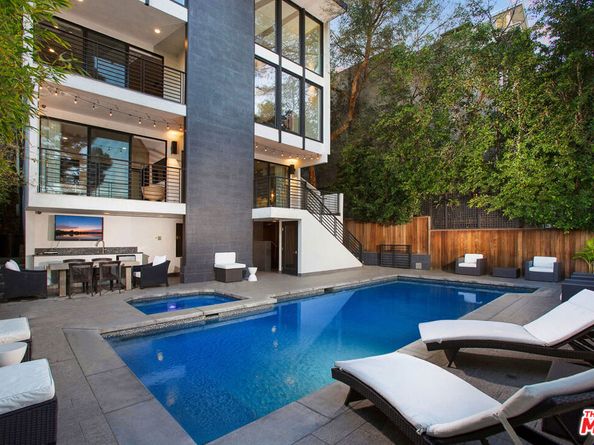 14835 Valley Vista Boulevard, Sherman Oaks CA 91403