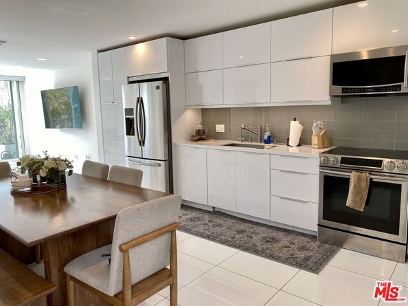 23901 Civic Center Way 114, Malibu CA 90265