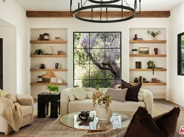 735 N Orlando Avenue, Los Angeles CA 90069