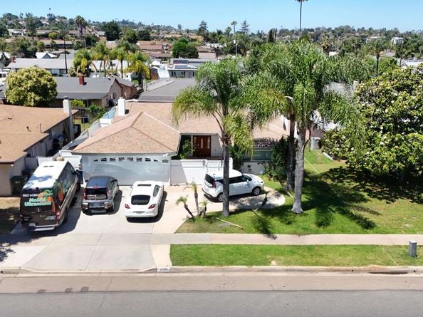 619 S Midway Dr, Escondido CA 92027