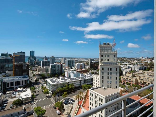 801 Ash 1701, San Diego CA 92101