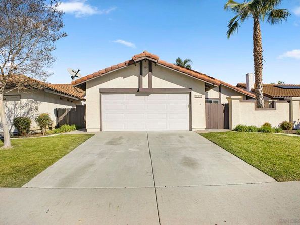 242 Manzanita Dr, Oceanside CA 92057