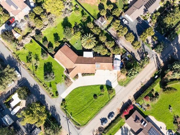 3414 Royal Road, Vista CA 92084