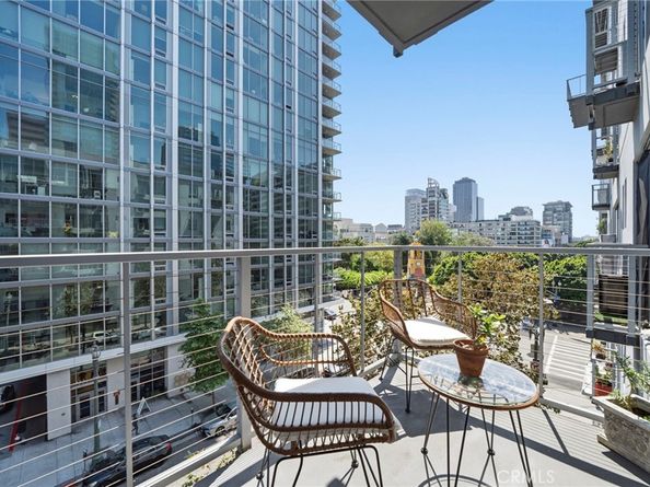 645 W 9th St #424, Los Angeles CA 90015