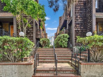 332 N 5th street