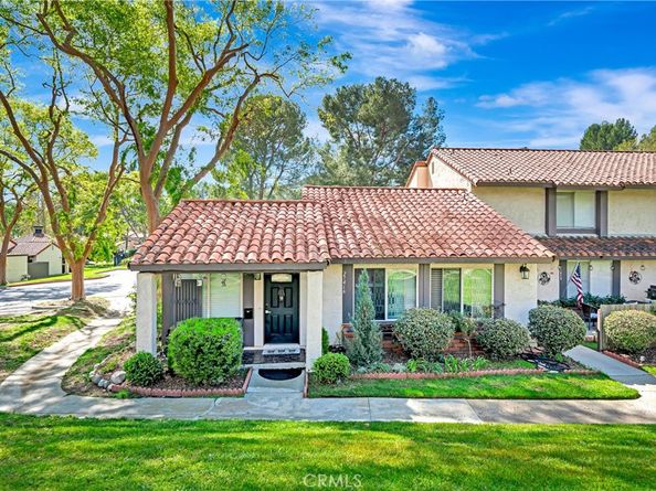 27416 Rondell Street, Agoura Hills CA 91301