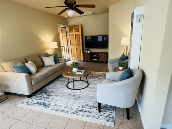 7319 S Normandie, Los Angeles CA 90044