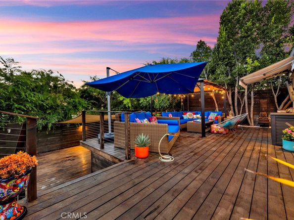 3374 Floyd, Los Angeles CA 90068