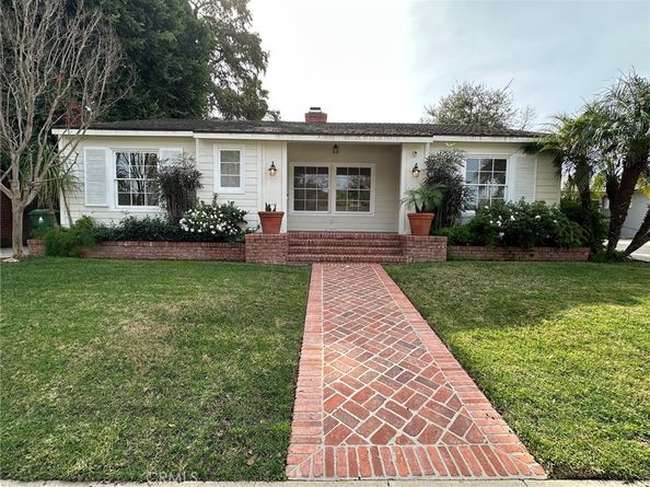 15440 Dickens Street, Sherman Oaks CA 91403