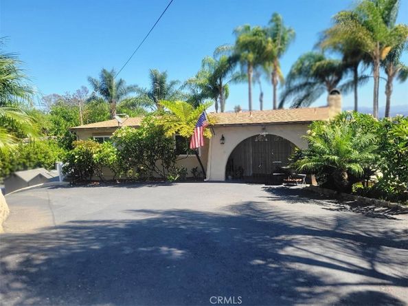 10549 Queen Avenue, La Mesa CA 91941